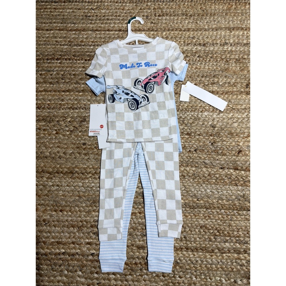 NWT Boys 4T Two Sets Of Hot wheels Pjs Short Sleeved - Picture 4 of 4